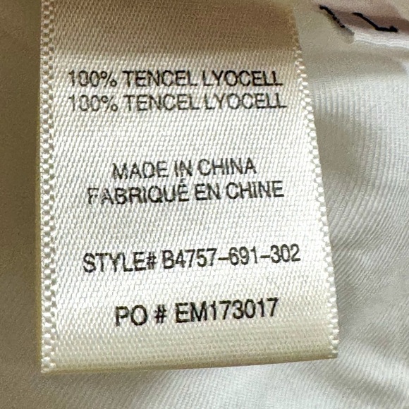 BELLA DAHL EUC Sz L Elegant White Women's Blouse - Picture 7 of 8